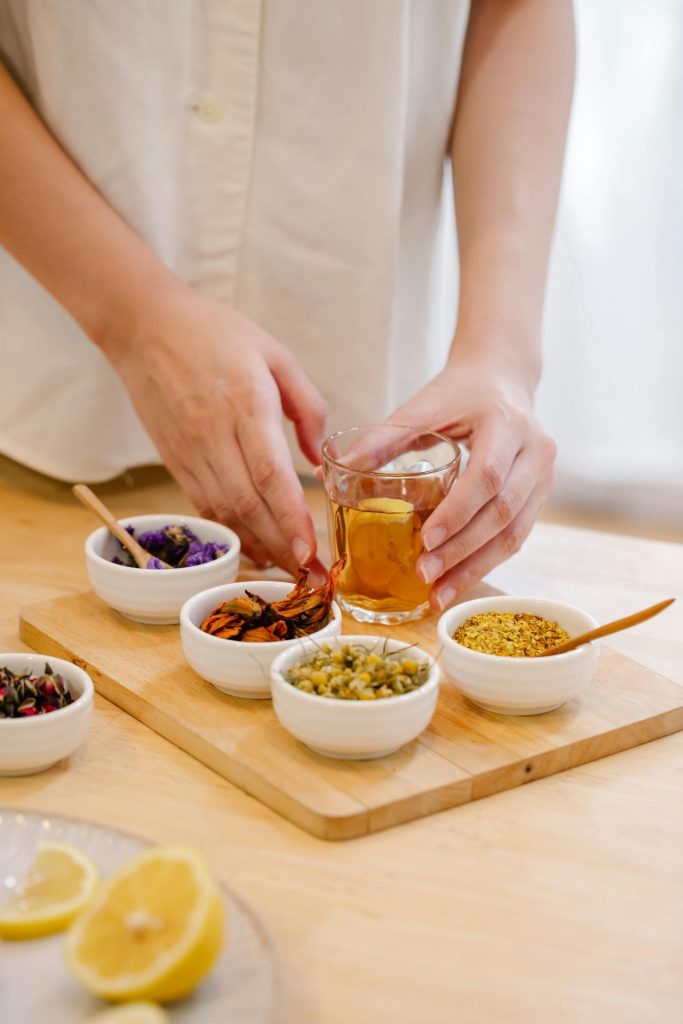Preparing signature tea blends - Consult Tea Blend Lab. 
